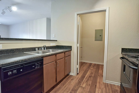 Churchill-Commerce 31